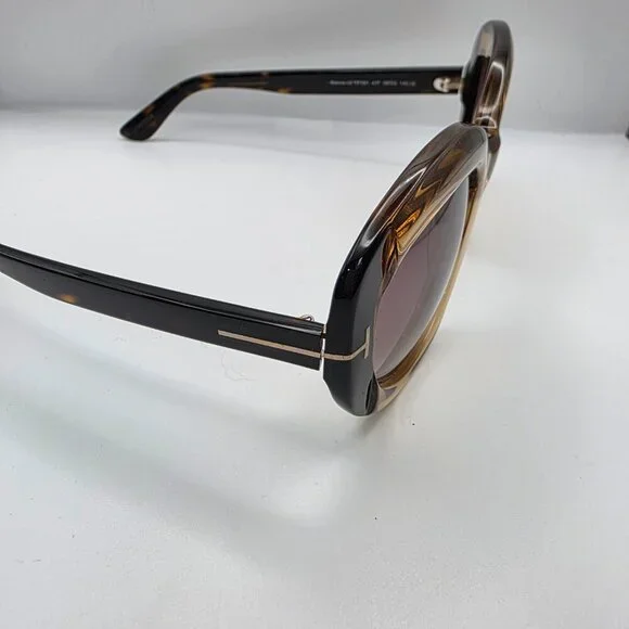 Tom Ford Bianca Brown Oversized Sunglasses with Case - Picture 2 of 13